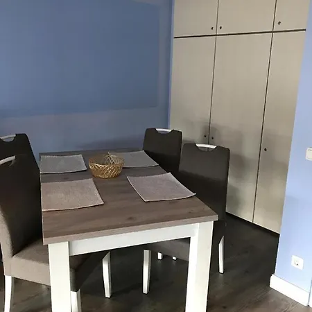Apartment Steife Brise Damp